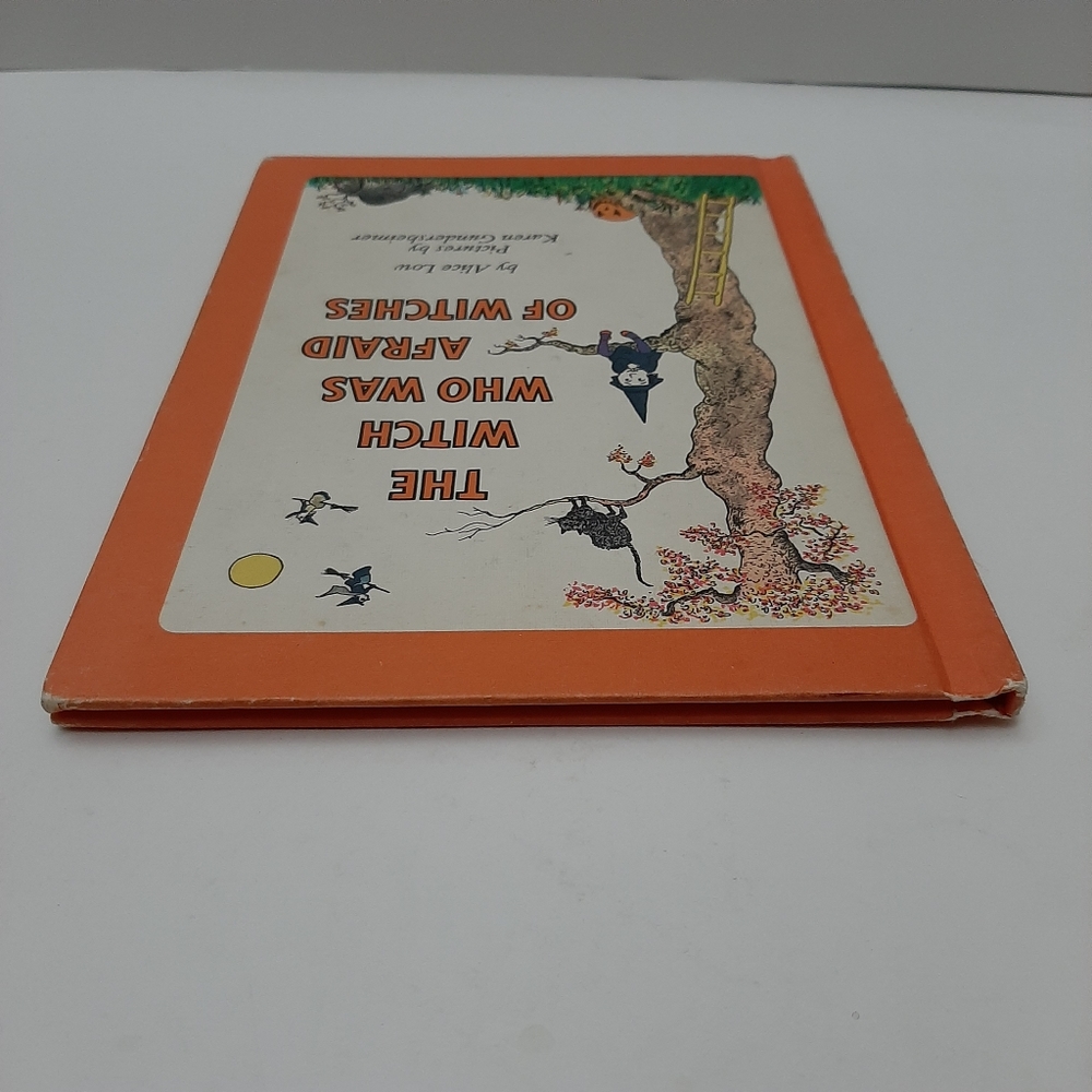 π 1978 Vintage The Witch Who Was Afraid of Witches Kids HC Book - Picture 6 of 15
